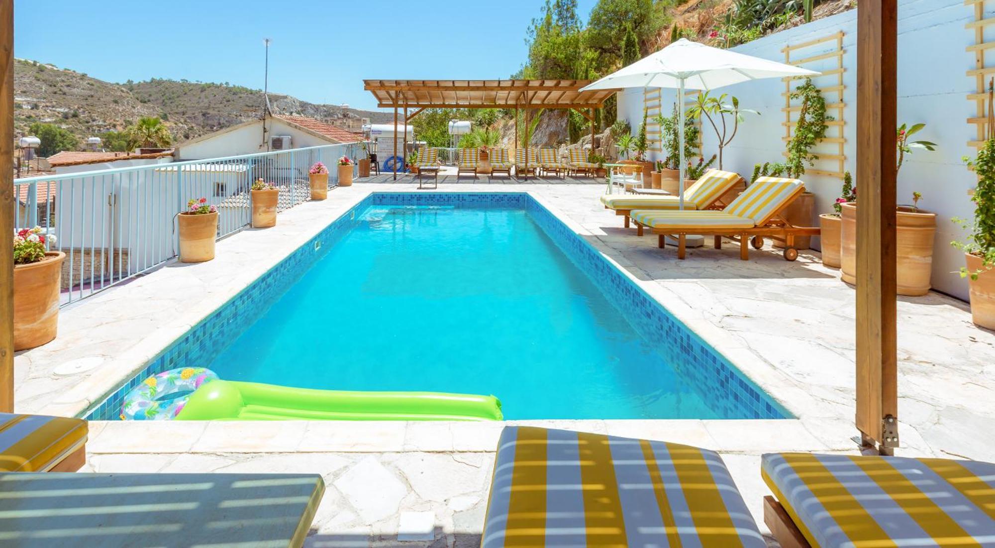 Archondia House - Holiday Apartments With Pool Kalavasos Exterior photo