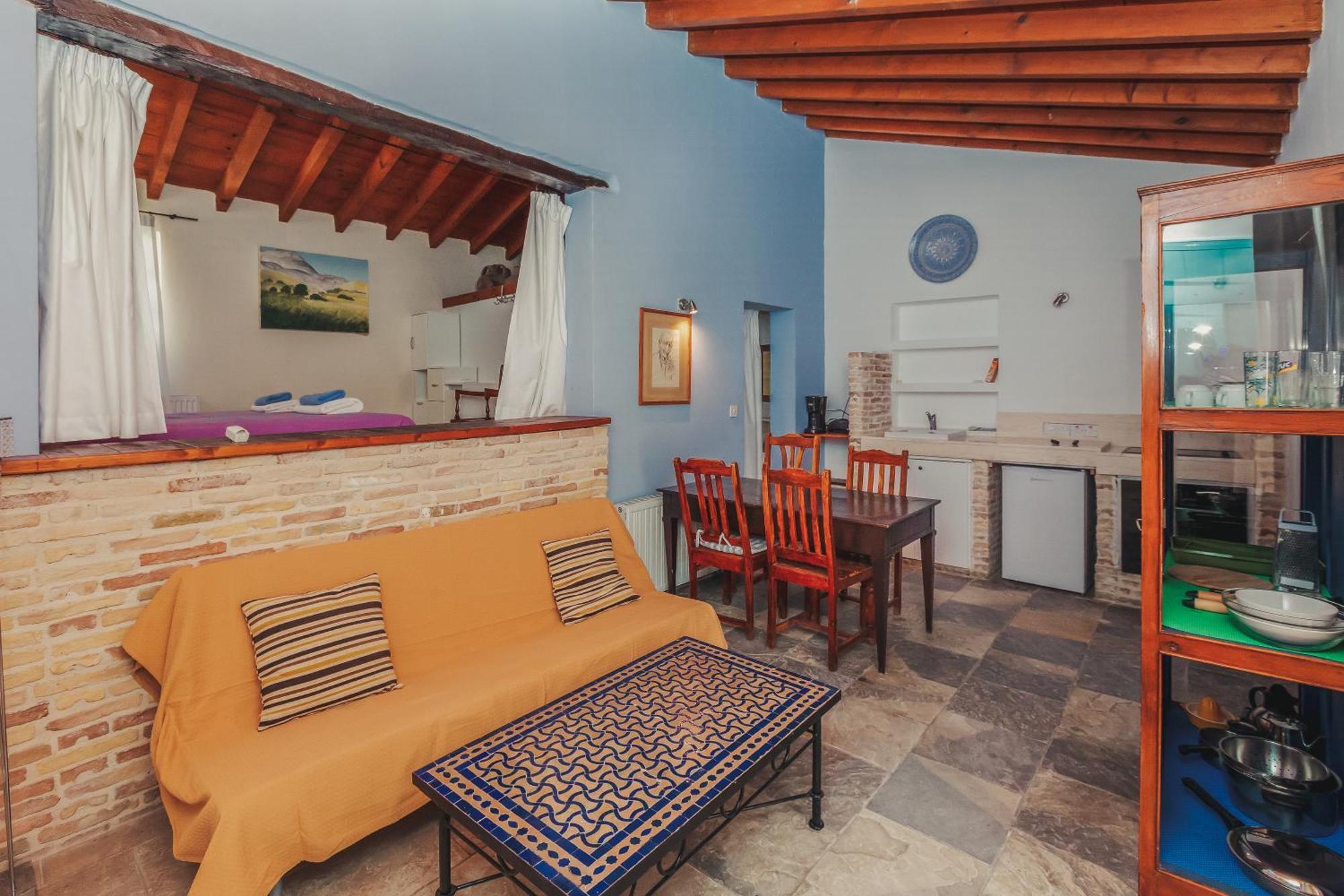 Archondia House - Holiday Apartments With Pool Kalavasos Exterior photo